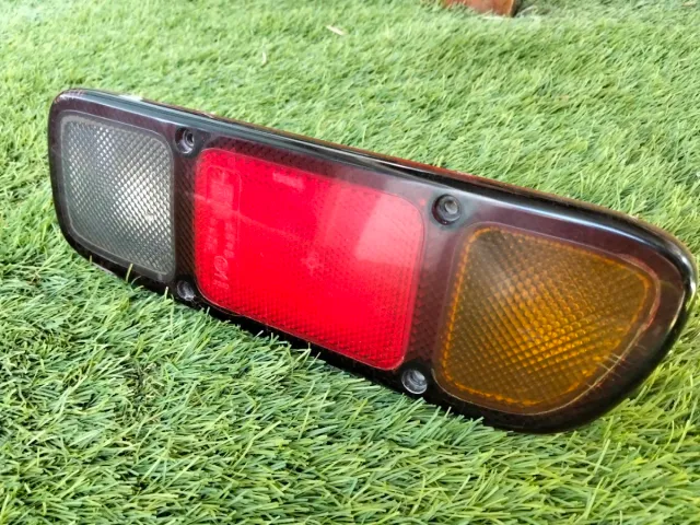 Piloto Trasero Derecho Nissan Terrano 2