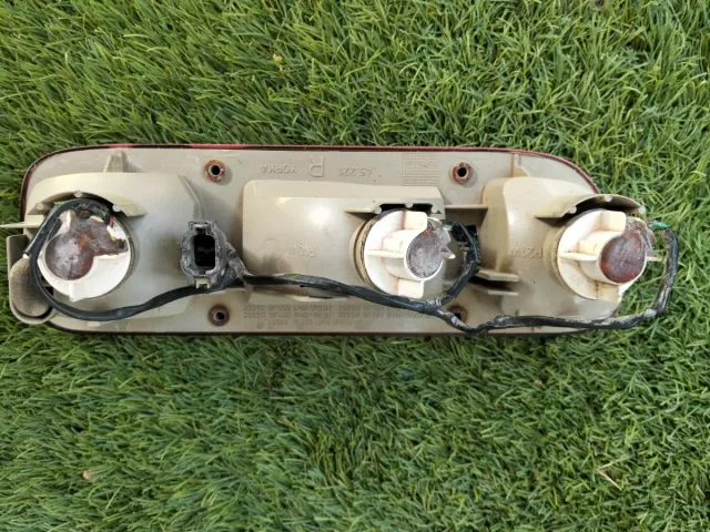 Piloto Trasero Derecho Nissan Terrano 2