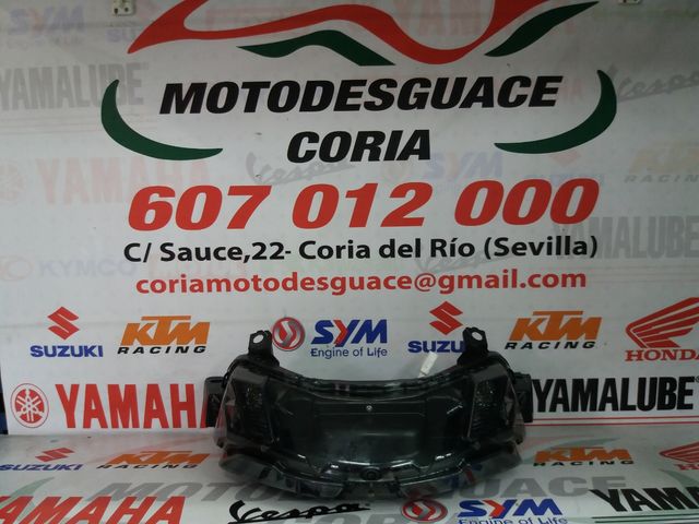 Piloto trasero Yamaha NMax año 2025