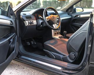 Opel Astra Opel Astra Twin Top 1.9 CDTi Cosmo