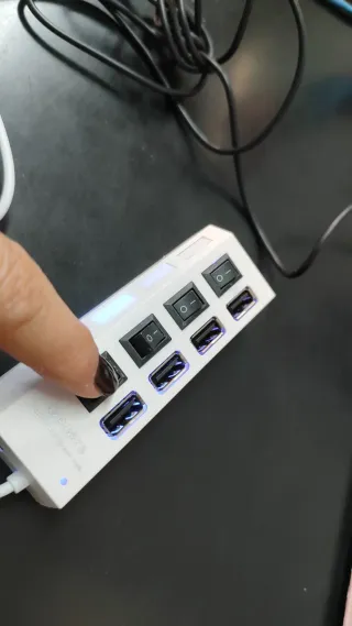 Cargador 4 Puertos usb con Interruptor Individual