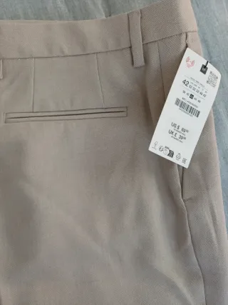 Pantalón traje Zara arena vigoré Talla 42