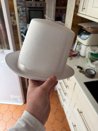 16 Sombreros Blancos