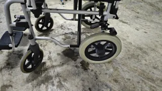 Silla de ruedas y andador