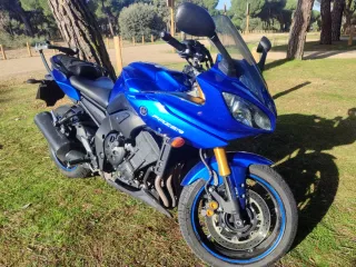 Yamaha FZ8-S Azul