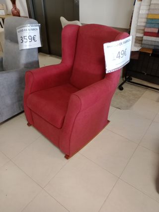 Sillón butaca rojo de tela
