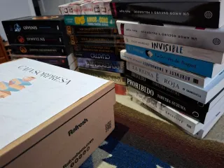 Caja sorpresa libros juveniles!!