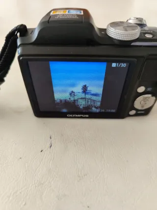 Olympus SP-720UZ Cámara Digital 14MP