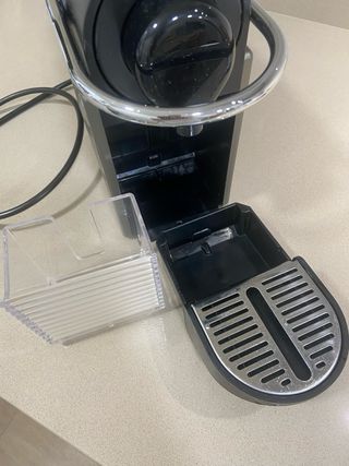 Cafetera Nespresso Negra