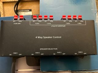 Selector de Altavoces 4 Vías