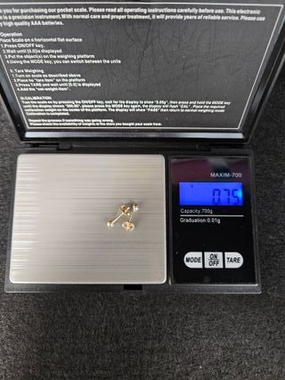 Pendientes de Oro 18K, Bola Pequeña, 0,75gr, 3mm