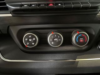 RENAULT Trafic Authentic Largo En Blue dCi 81kW 110CV