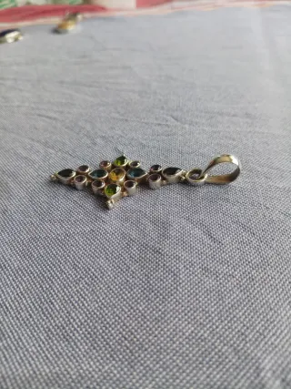 Colgante Plata y Piedras Naturales Multicolor