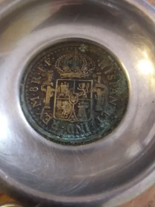 Lote llaveros y cenicero