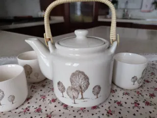 Servizio Tè Vintage Ceramica e Vimini