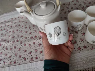 Servizio Tè Vintage Ceramica e Vimini