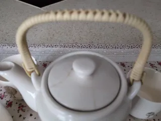 Servizio Tè Vintage Ceramica e Vimini