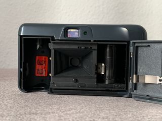 Cámara analógica Nikon EF300