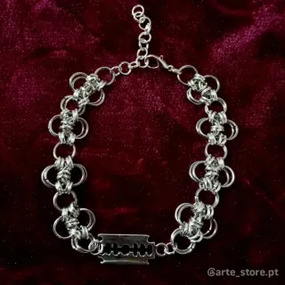 Pulseira alternativa com lâmina de barbear