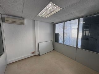 Local comercial en alquiler en Sant Joan Despí