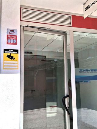 Local comercial en alquiler en Sant Joan Despí