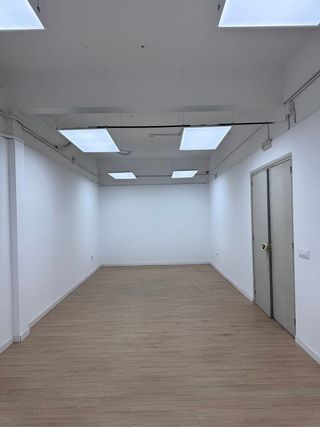 Local comercial en alquiler en Sant Joan Despí