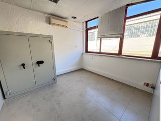 Local comercial en alquiler en Sant Joan Despí
