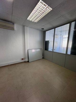 Local comercial en alquiler en Sant Joan Despí