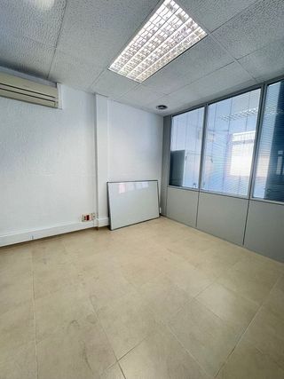 Local comercial en alquiler en Sant Joan Despí