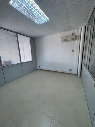 Local comercial en alquiler en Sant Joan Despí
