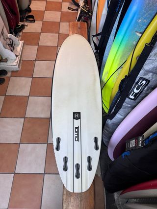 Tabla de surf Tomo Hydroshort