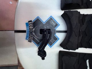 Tabla de surf Tomo Hydroshort