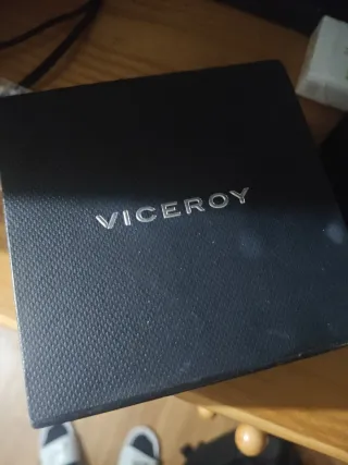 Reloj Viceroy Dorado y Negro