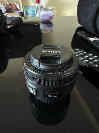 Cámara Canon EOS 700D + Accesorios