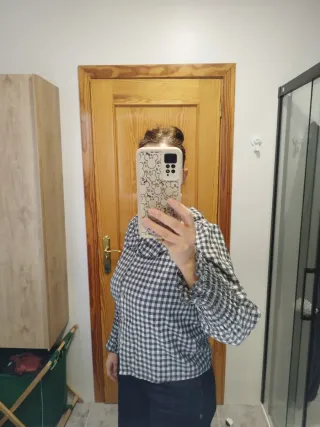 Camisa cuadros cuello volante Talla M