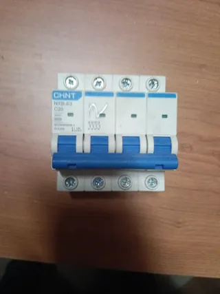 Interruptor Magnetotérmico Chint NXB-63 C20