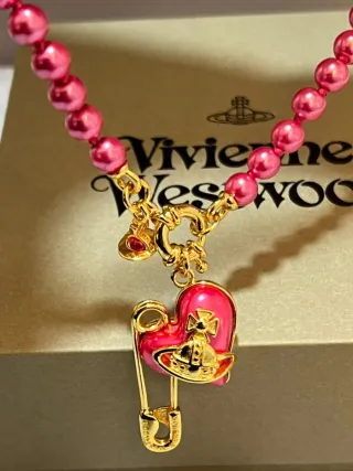 Collar Vivienne Westwood perlas rosa y oro