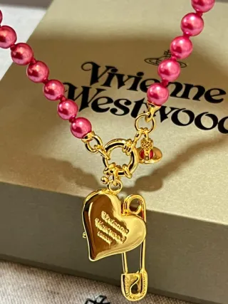 Collar Vivienne Westwood perlas rosa y oro