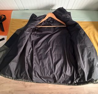 Chaqueta The North Face Negra y Verde