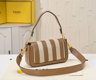 Borsa Fendi a righe beige e marrone
