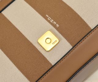 Borsa Fendi a righe beige e marrone