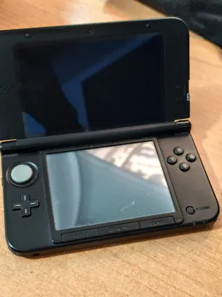 Nintendo 3DS XL Plateada