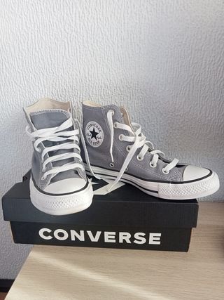 Zapatillas Converse grises