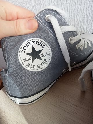 Zapatillas Converse grises