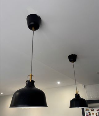 2 Lámparas colgantes negras cocina