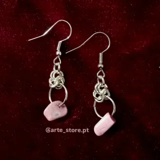 Brincos Prateados com Pedra Rosa