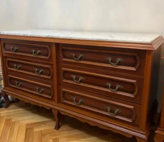 Cómoda antigua mármol y madera