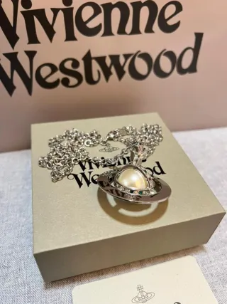 Collar Vivienne Westwood Orb Perla