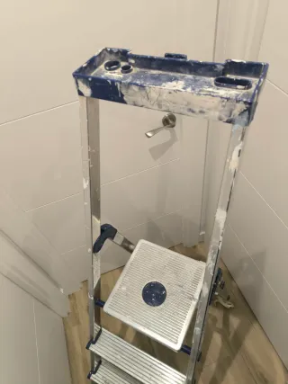 Escalera metálica 4 peldaños