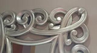 Espejo decorativo plateado